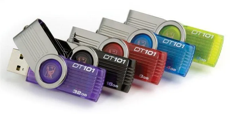 Hauptproduktbild 8GB USB Flash 2.0, 10/5MB/sec, Kingston "DT101 G2", červený