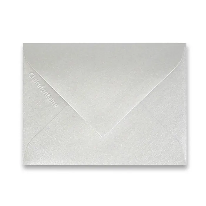 Hauptproduktbild Barevná obálka Clairefontaine stříbrná, 75 x 100 mm [20 ks]