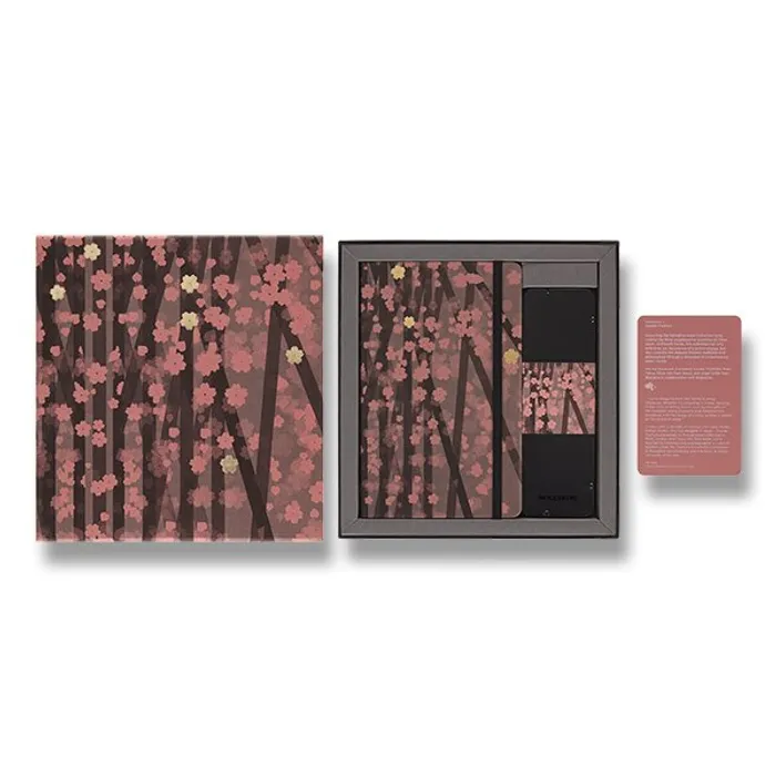 Hauptproduktbild Dárková sada Moleskine Sakura 2023 L, čistý, dárková sada s pastelkami