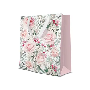 Geschenktasche mittel - Gorgeous Roses 20x10x25 cm