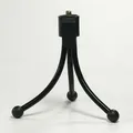 Kamerahalter Logo auf den Tisch, schwarz, Termoplast, 360 Grad Drehung