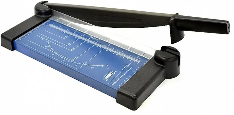 Hauptproduktbild Kancelářská řezačka papíru AR 530 A4