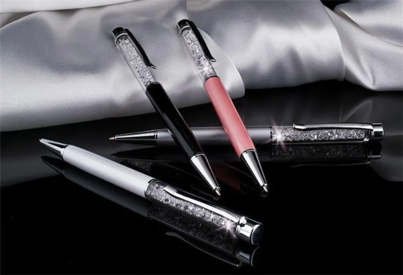 Hauptproduktbild Kuličkové pero "MADE WITH SWAROVSKI ELEMENTS", černá, s krystaly, 14 cm