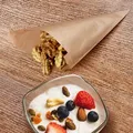 Spitztüte kraft 17 x 17 cm `100g` gefädelt [1000 St.]