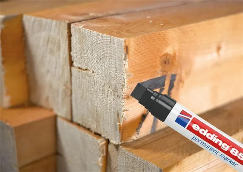 Hauptproduktbild Permanentní popisovač "850", černá, 5-16mm, klínový hrot, EDDING