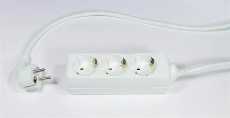 Hauptproduktbild Prodlužovací kabel, 3 zásuvky, 1,5 m
