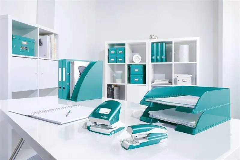 Hauptproduktbild Sešívačka "Nexxt Wow 5502", metalická ledově modrá, 24/6, 26/6, 30 listů, LEITZ